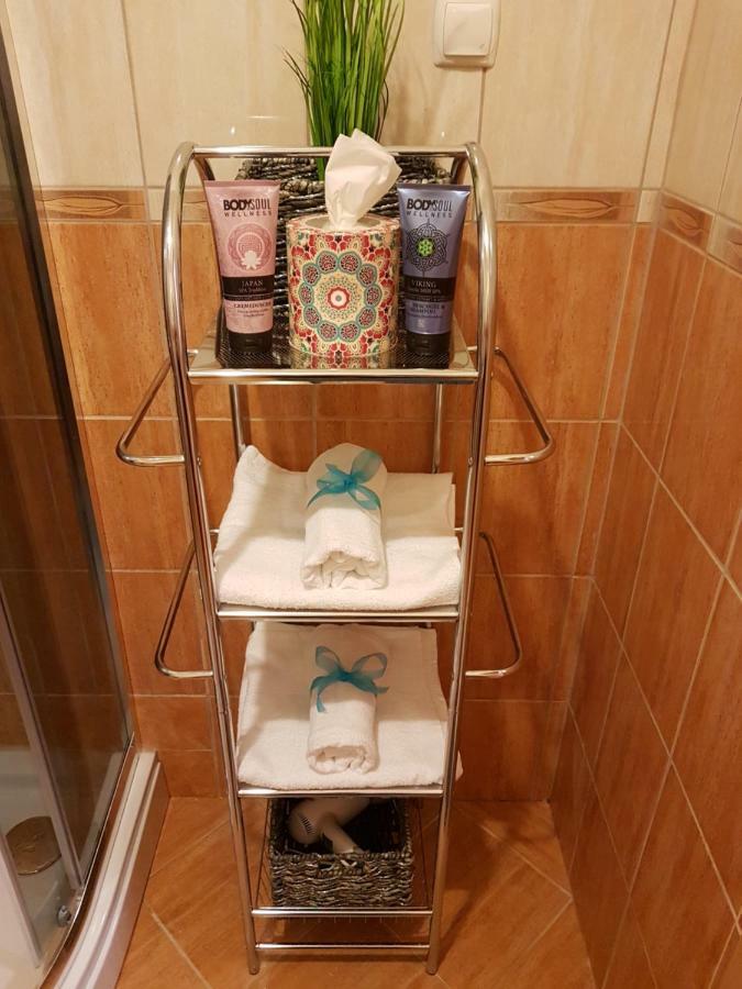 Paradise Apartman Miskolc Eksteriør bilde